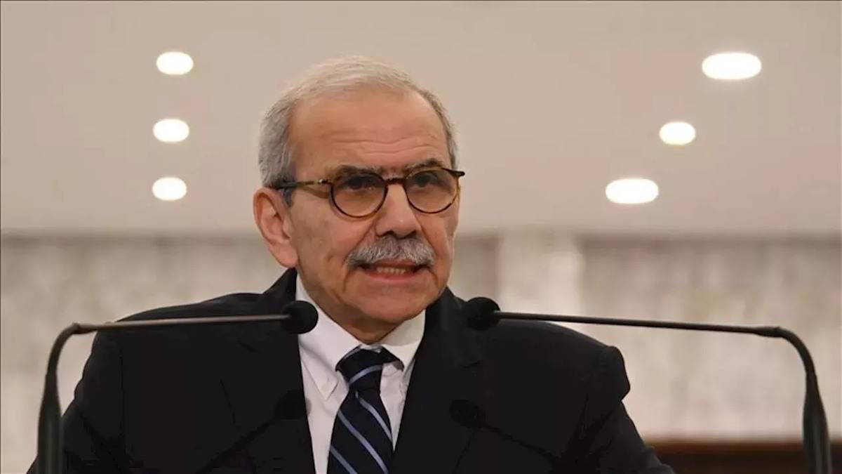  نواف سلام - موقع تواصل