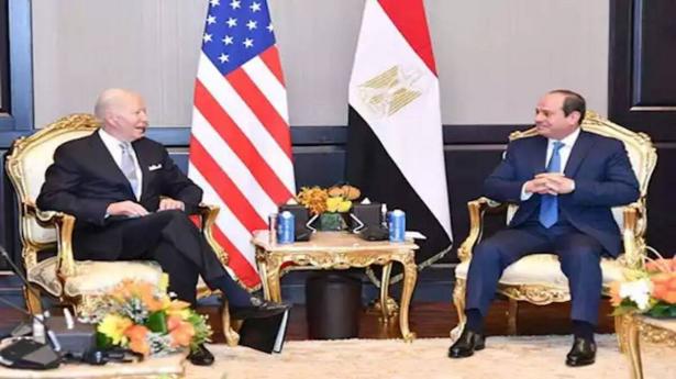 جو بايدن والسيسي - موقع تواصل 