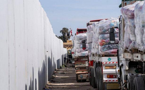 حماس: نلتزم باتفاق وقف إطلاق النار ونتابع دخول المساعدات إلى غزة