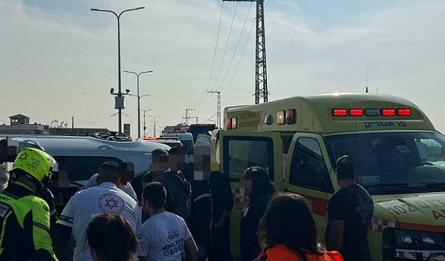 مكان الحادث-الإسعاف 