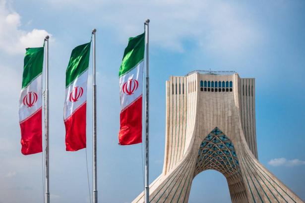 هجوم مسلح يقتل قاضيين ويصيب آخر في طهران