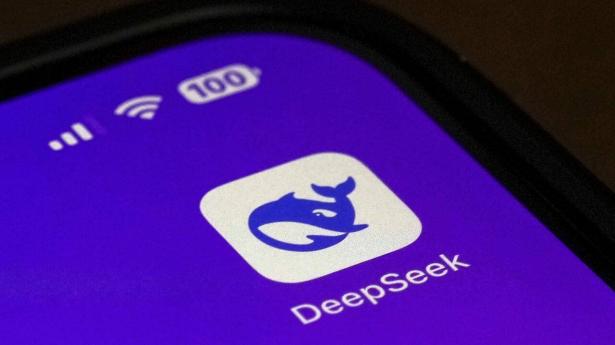 ثورة صينية في الذكاء الاصطناعي: ما هو برنامج Deep Seek؟