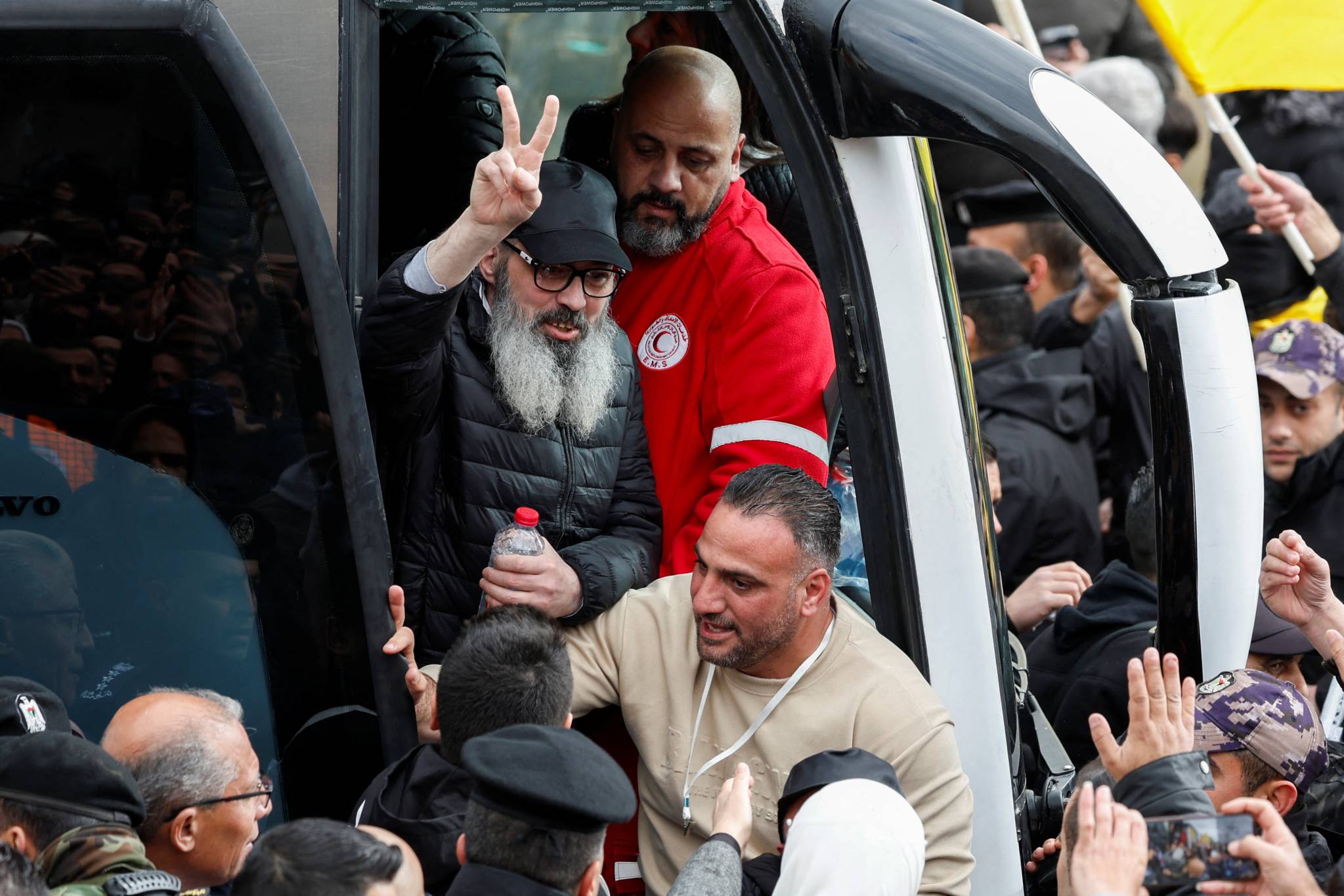 وصول الأسرى الفلسطينيين-مواقع تواصل 