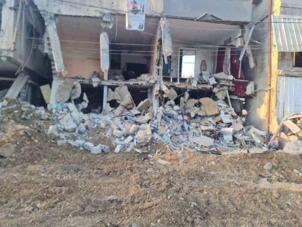 ألف منزل تم تدميره.. محافظ طولكرم: العملية العسكرية هدفها سياسي وليس أمني