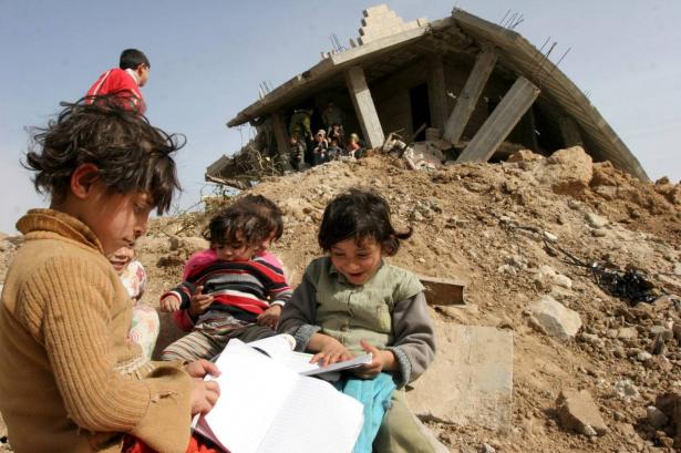 كيف يتم استئناف العملية التعليمية في غزة رغم الدمار؟