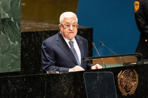 الرئيس الفلسطيني: فلسطين ليست للبيع ولن نتخلى عن أي شبر من غزة أو الضفة أو القدس