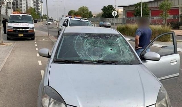 من مكان حادث الدهس في بئر السبع - وسائل التواصل (أرشيفية)
 