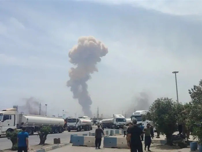 صور متداولة من انفجار ميناء رجائي 