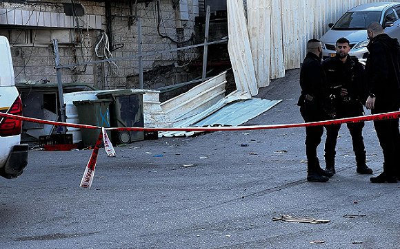 قتيل في الطيرة