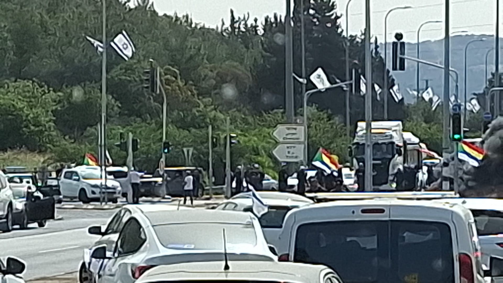 إغلاق المفارق احتجاجا على أحداث جرمانا