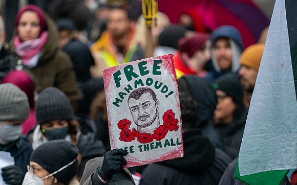 مواقع تواصل 