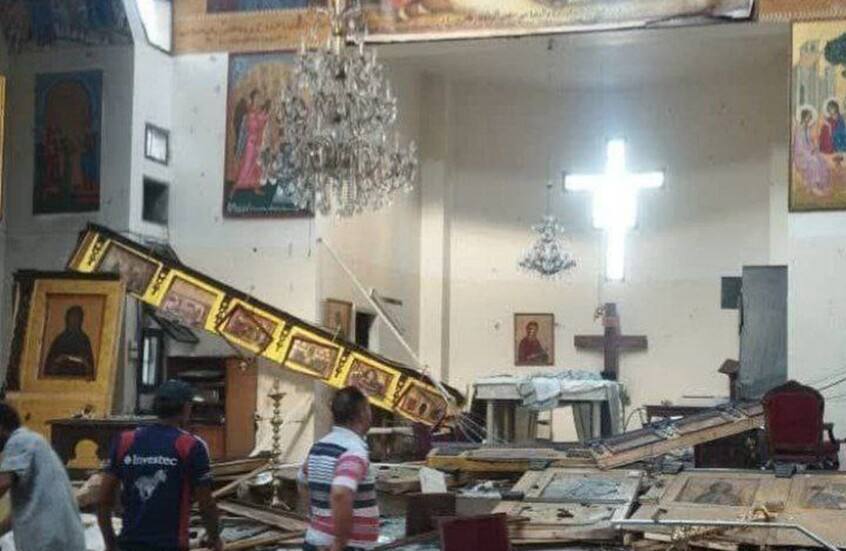 انفجار بكنيسة 