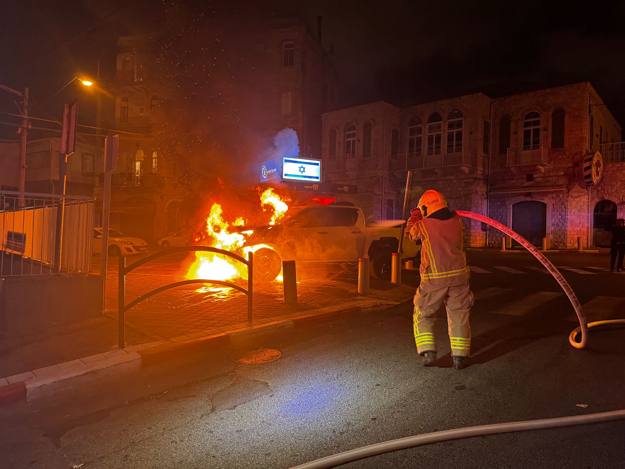 تصوير سلطة الاطفاء والانقاذ