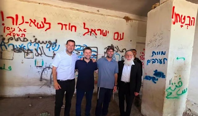 سموتريتش في مستوطنة 