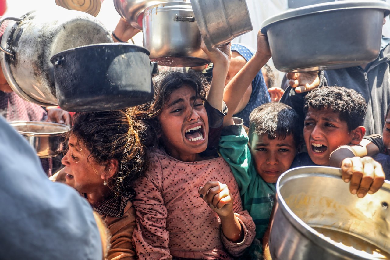 كوكب تنتفض لأجل غزة.. مظاهرة شعبية تندد بالتجويع وتطالب بوقف الحرب