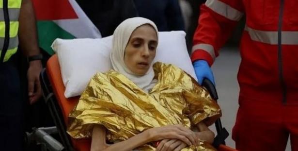 الشابة الفلسطينية مرح أبو زهري-وسائل تواصل 