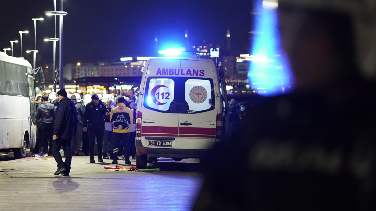 إهمال من السائق.. قريب ضحية حادث إسطنبول يكشف تفاصيل مؤلمة