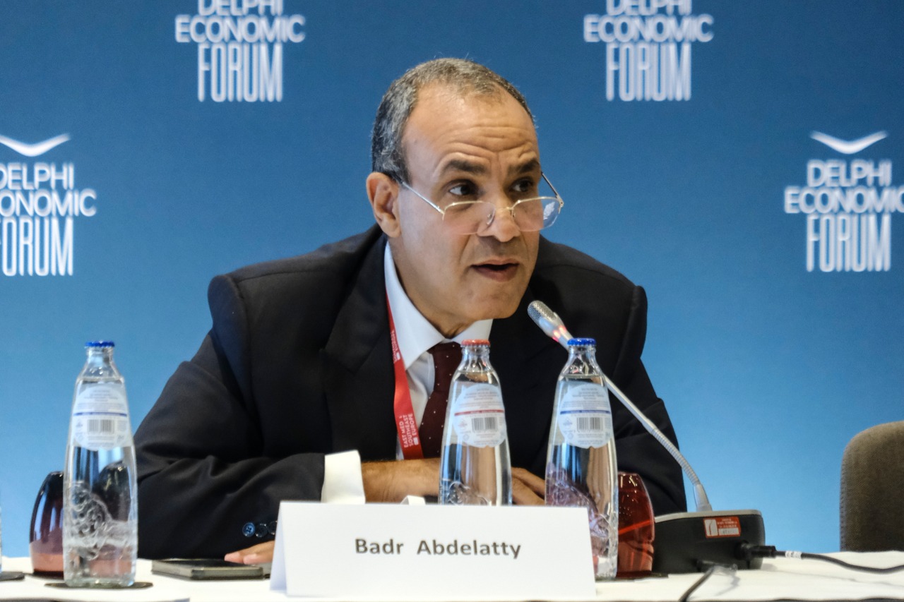 shutterstock - وزير الخارجية المصري بدر عبد العاطي