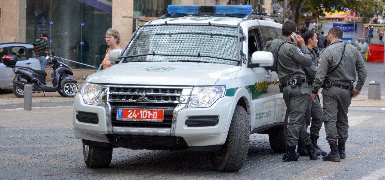 الشرطة الإسرائيلي - shutterstock

