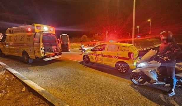 إصابة خطيرة لسائق دراجة نارية في حادث سير على شارع 444 قرب الطيبة
