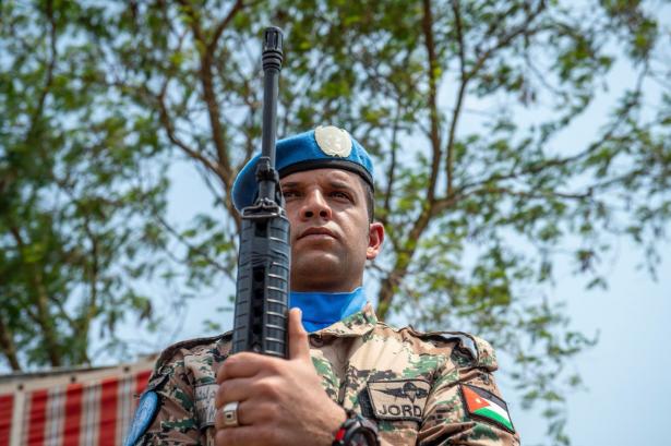 توضحية الأمن الأردني-shutterstock 