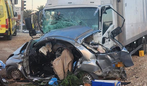 مكان الحادث-فرق الإطفاء والإنقاذ 