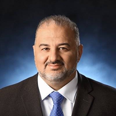 النائب منصور عباس ( مواقع التواصل)