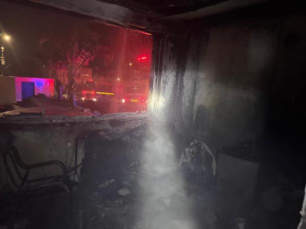 مكان الحريق-قوات الإطفاء 