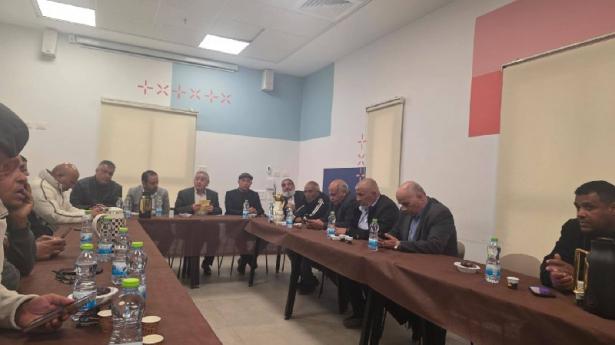 عواد ابو فريح - أحد المشاركين في الجلسة