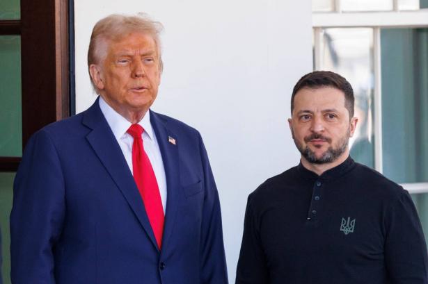  ترامب وزيلينسكي- shutterstock