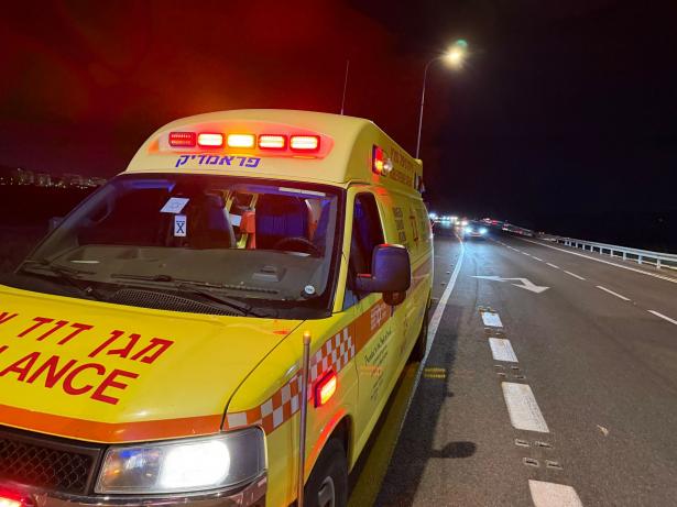  تصوير نجمة داوود الحمراء 