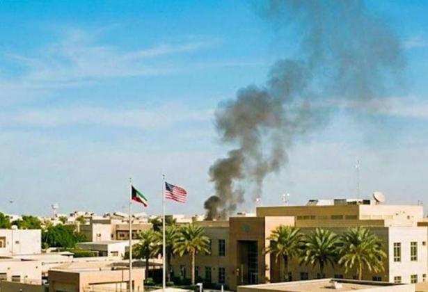 السفارة الأميركية في الكويت اثر القصف الايراني -شهود عيان 