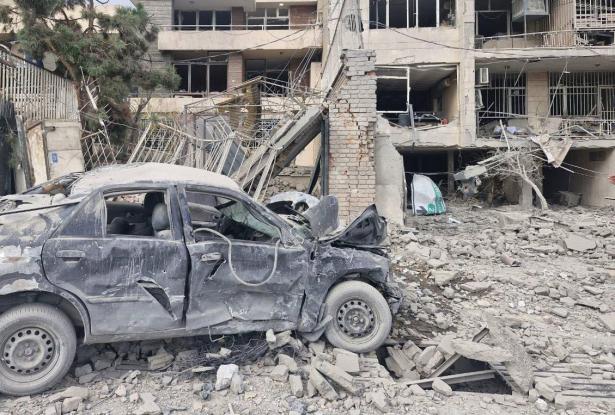 من القصف على إيران-تصوير السكان 