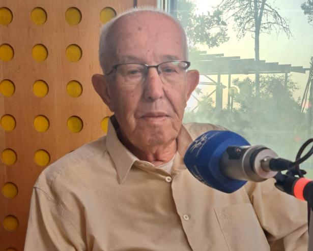 الحاج مفلح شقير ابن الرويس، صورة من استوديوهات الشمس 