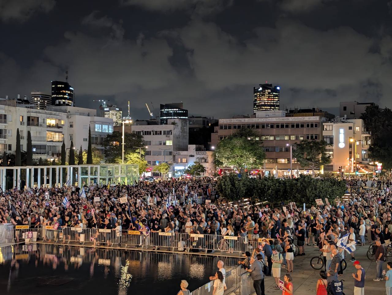 من مظاهرات سابقة - تصوير المشاركين