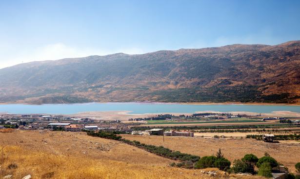 shutterstock - نهر الليطاني 