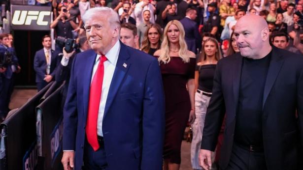 بطريقة غير متوقعة.. ترامب ينوي الاحتفال بعيد ميلاده الـ 80 بشكل قتالي في البيت الأبيض.. فما القصة