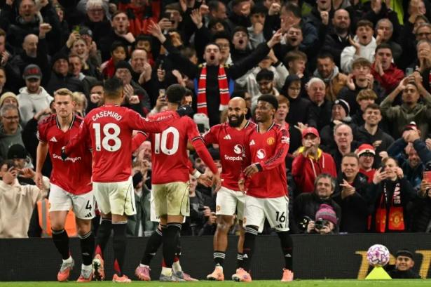 كيف حوّل مانشستر يونايتد الخسارة إلى قوة إعلامية؟