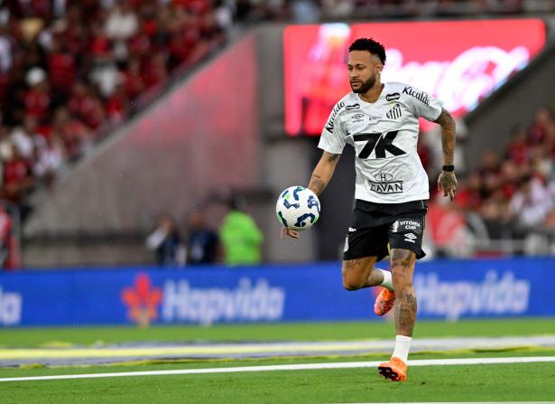 نيمار - shutterstock