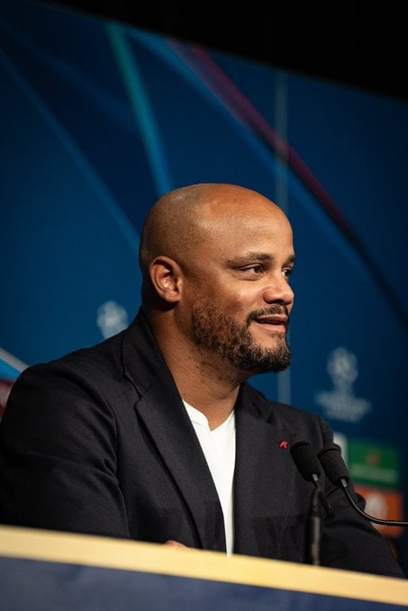 الصورة من الحساب الرسمي لبايرن ميونخ - @FCBayern