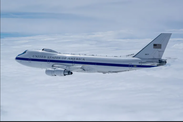 طائرة يوم القيامة أمريكية ترعب العالم.. فما القصة