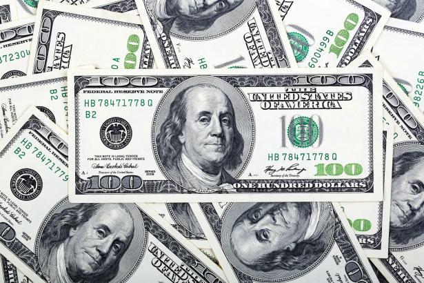 المال مقابل اليورانيوم.. تقارير استخباراتية تكشف خطة ترامب لإنهاء الحرب مع إيران