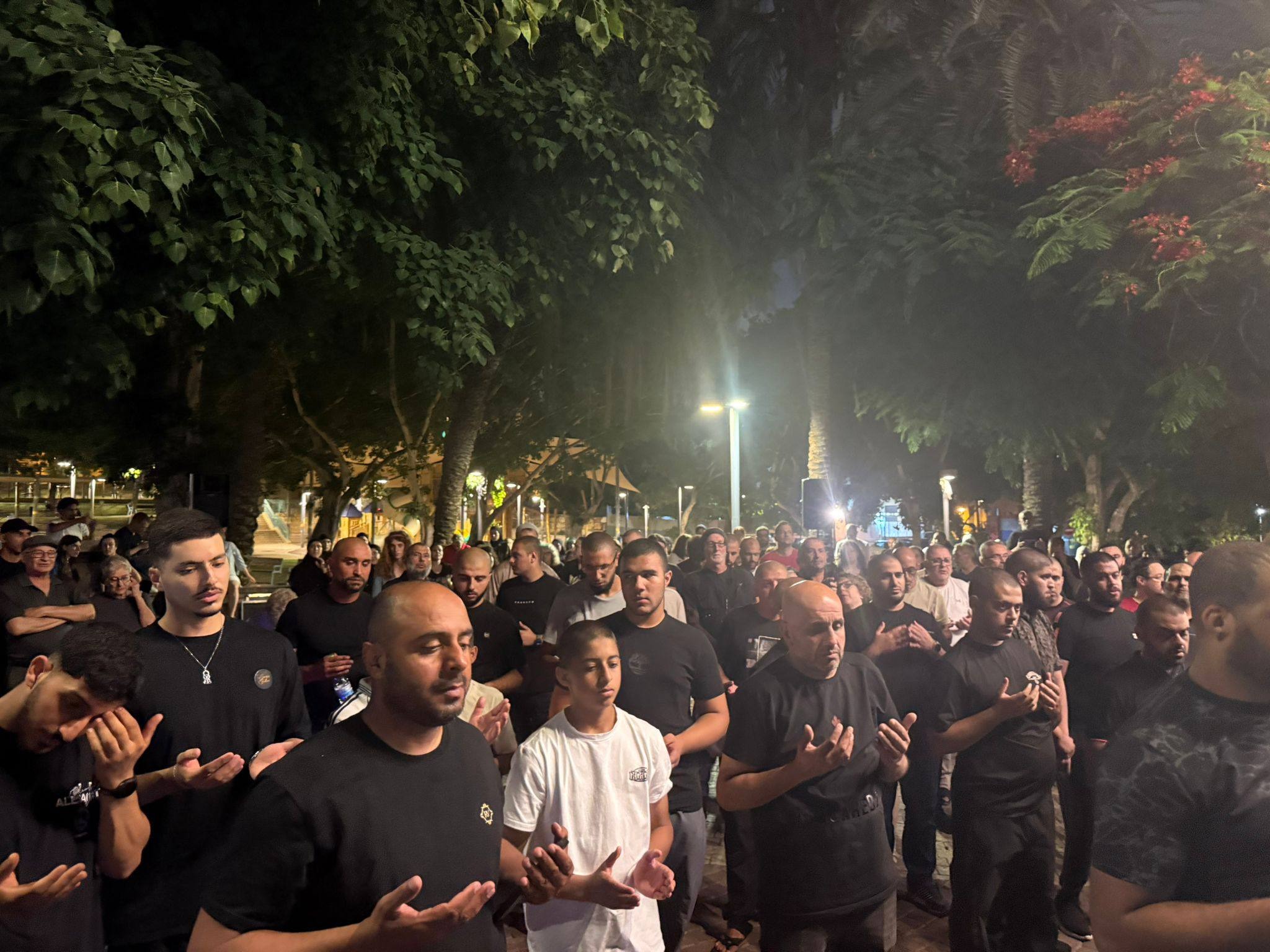 من الوقفة الاحتجاجية في يافا - تصوير مراسل الشمس ينال جبارين
