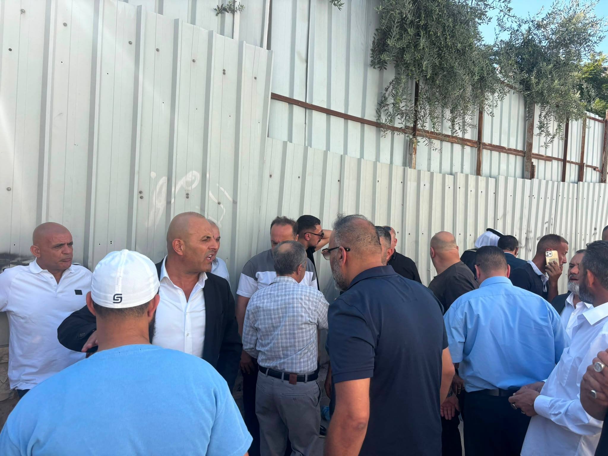 أثناء عقد الهدنة في سلوان - الاستعمال وفق البند ٢٧أ