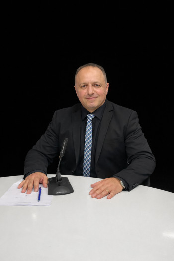 إيال حميد حديد