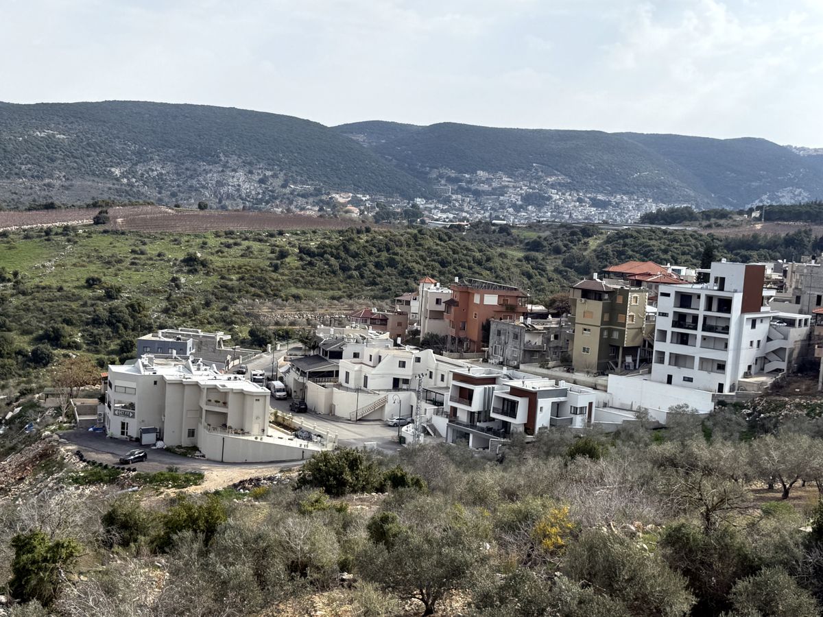 منظر لأحد أحياء كفر سميع (تصوير: شلومو رودد / ويكيميديا كومنز، CC BY 2.5)
