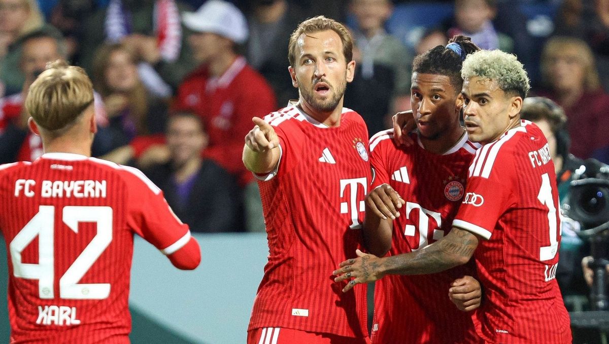 مايكل أوليسيه وهاري كين، الصورة من الحساب الرسمي لنادي بايرن ميونخ على منصة إكس- @FCBayernEN