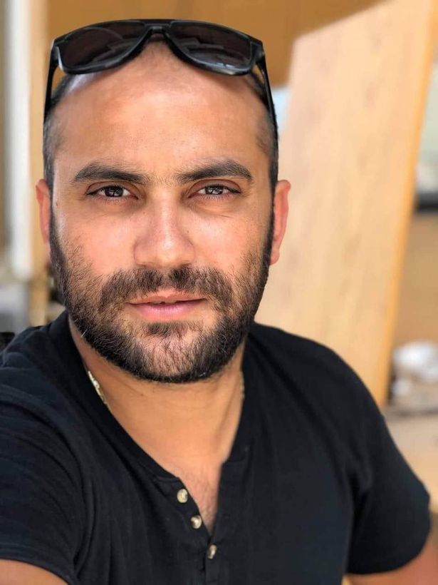  الصحفي عصام عبد الله من وكالة رويترز