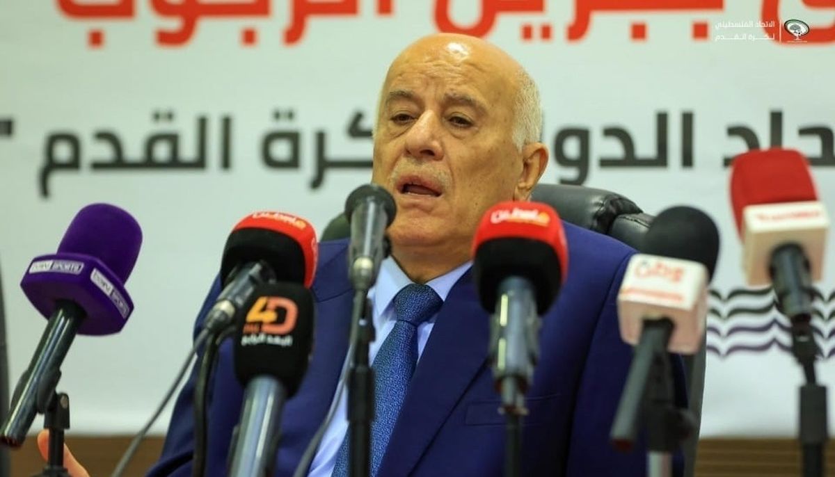 جبريل الرجوب، رئيس الاتحاد الفلسطيني لكرة القدم، الصورة من الموقع الرسمي للاتحاد- pfa.ps