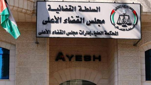 إضراب في غالبية النقابات الفلسطينية وتصعيد الخطوات الاحتجاجية